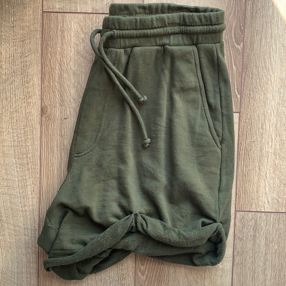 Community Sweat Short